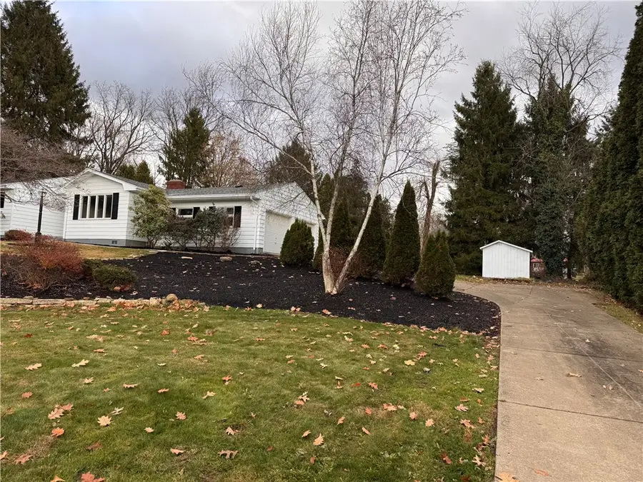 2894 Shadylane Dr, Neshannock Township, PA 16105 - Image #2