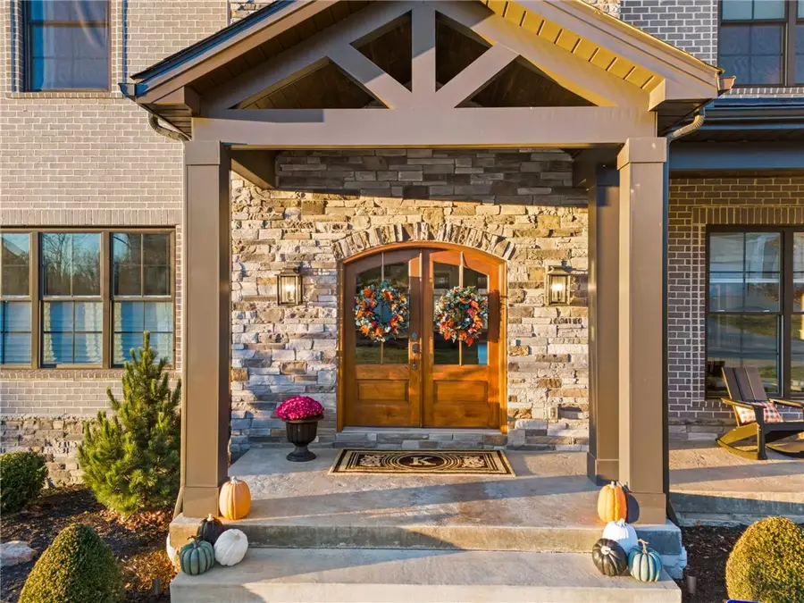 357 Buckingham Drive, Venetia, PA 15367 - Image #2