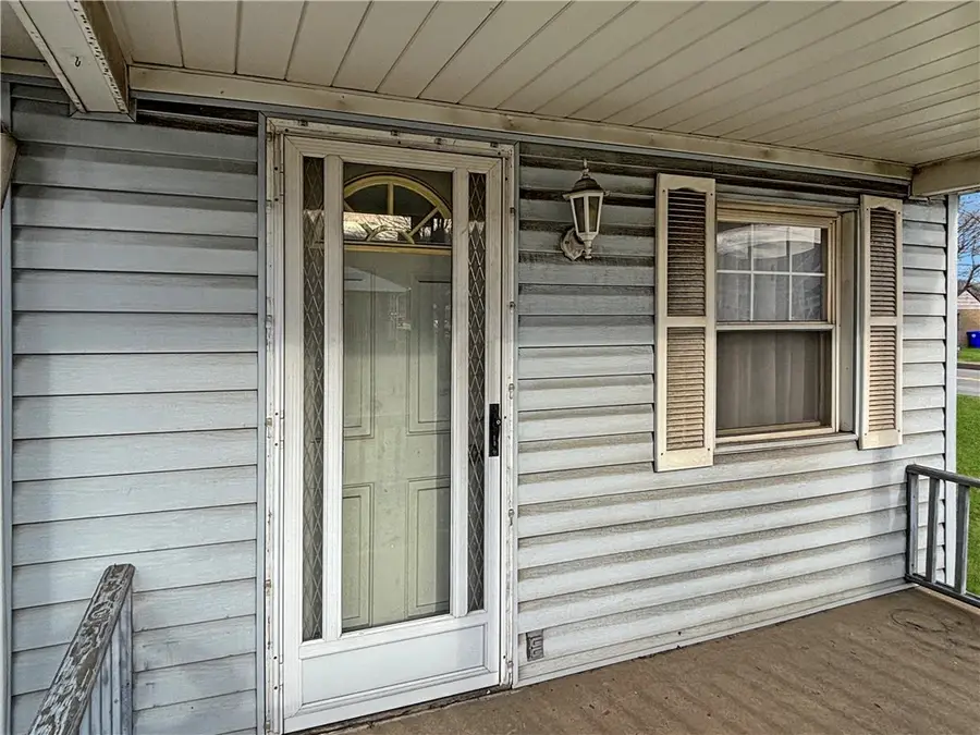 1701 Indiana Ave, Monaca, PA 15061 - Image #2