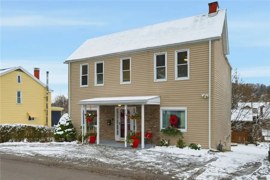 211 Davis Ave, Shaler, PA 15223 - Image #2