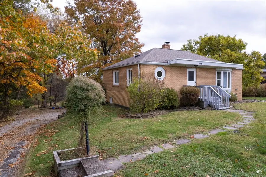 118 Mcclelland Dr, Indiana Township, PA 15238 - Image #2