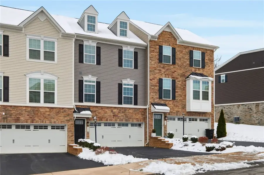 144 Cole Dr, Robinson Township, PA 15136 - Image #3