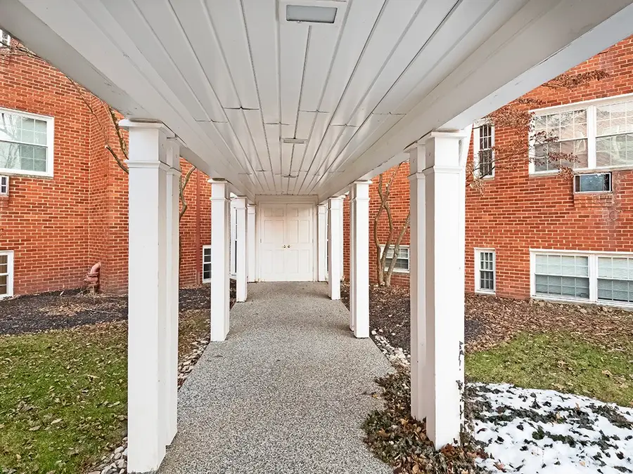 5900 Babcock Blvd #77, Ross Township, PA 15237 - Image #2