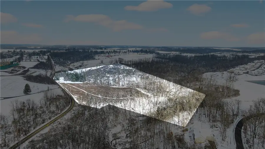 3942 Potato Garden Run Rd, Findlay, PA 15126 - Image #2