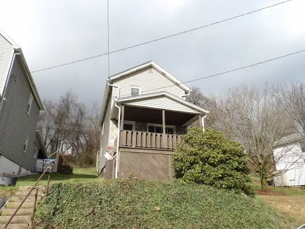 1019 Arlington Avenue, Jeannette, PA 15644