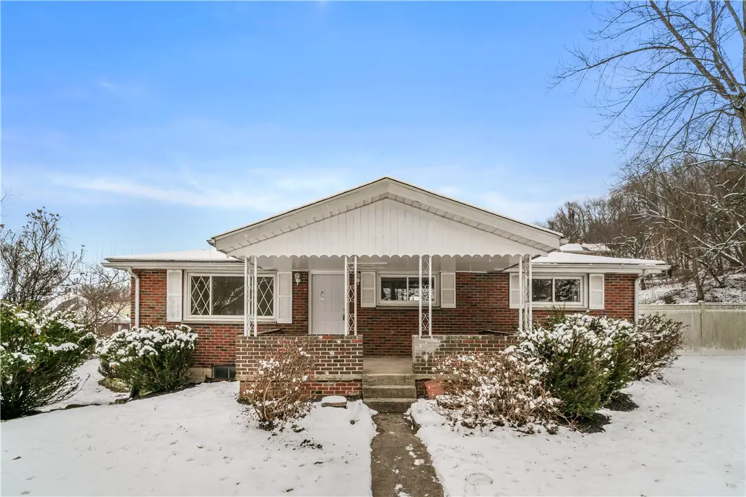 707 Clark Ave, Jeannette, PA 15644 - Image #1