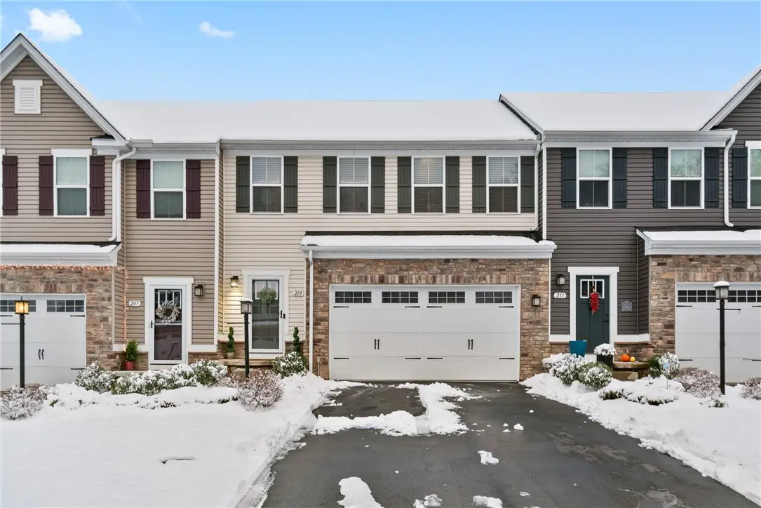 209 Sierra Dr, North Strabane Township, PA 15317 - Image #1