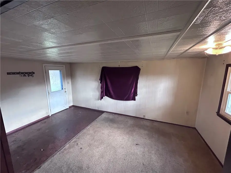 5827 Emlenton-clintonville Rd, Scrubgrass, PA 16373 - Image #2