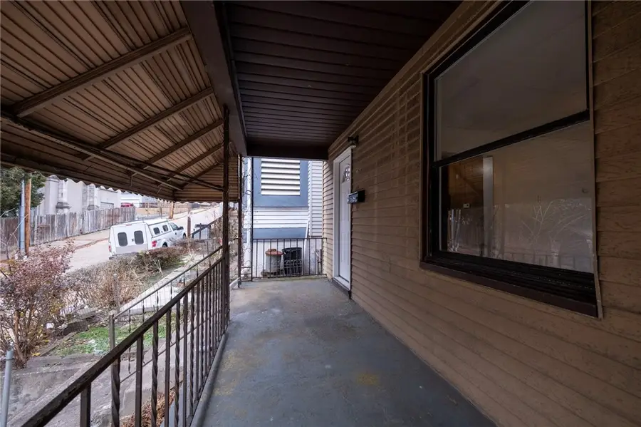 108 Margaret St, McKees Rocks, PA 15136 - Image #3