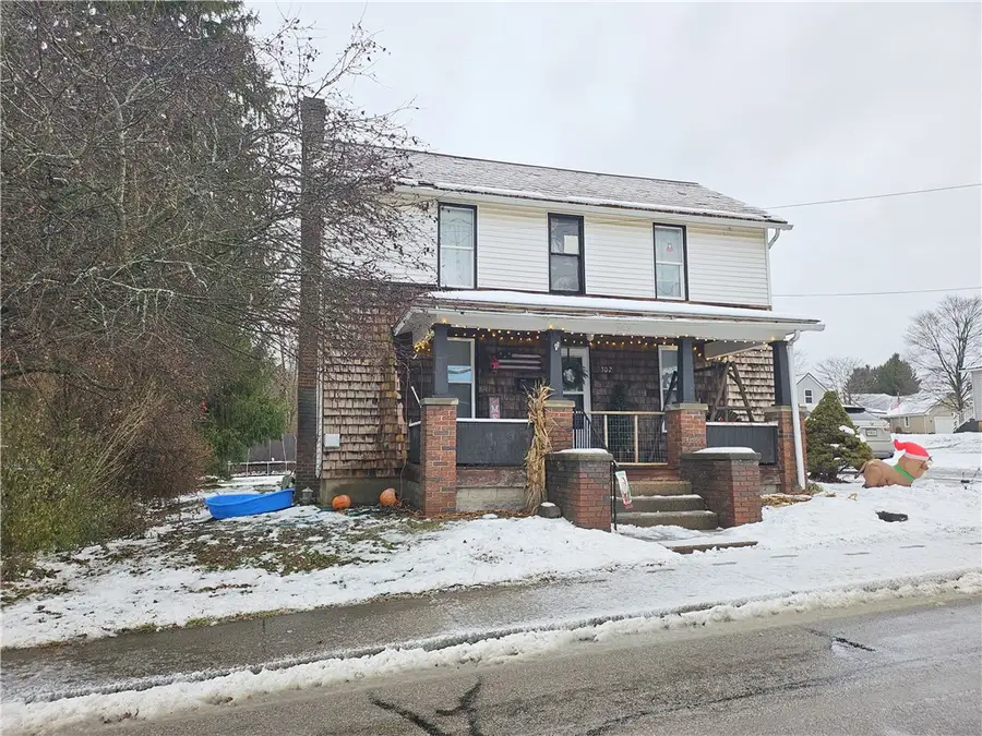 302 W Cooper St, Slippery Rock, PA 16057 - Image #2