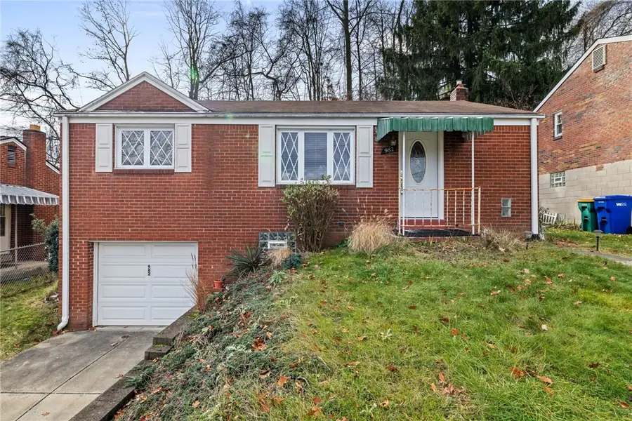 982 Highview Rd, Baldwin Township, PA 15234 - Image #2