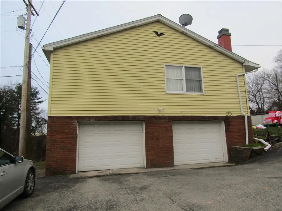 104 Royal Rd, Redstone, PA 15468 - Image #2
