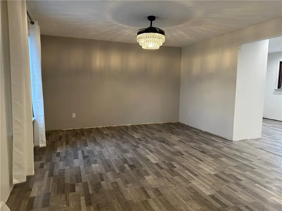 6290 Irishtown Road Ext, Bethel Park, PA 15102 - Image #3