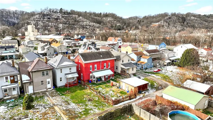 325/327 8th Avenue, New Brighton, PA 15066 - Image #3