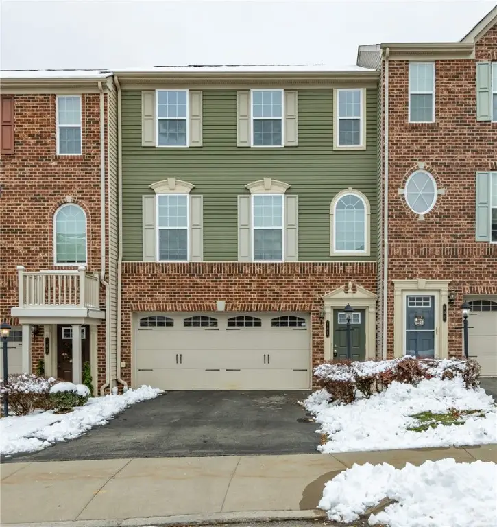 105 Mews Ln, Cranberry Township, PA 16066 - Image #1