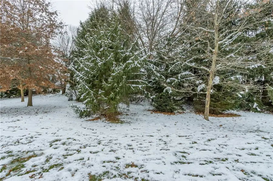 105 Mews Ln, Cranberry Township, PA 16066 - Image #3