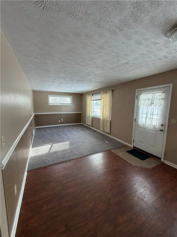 3586 N Hermitage Rd, Pymatuning Township, PA 16154 - Image #2