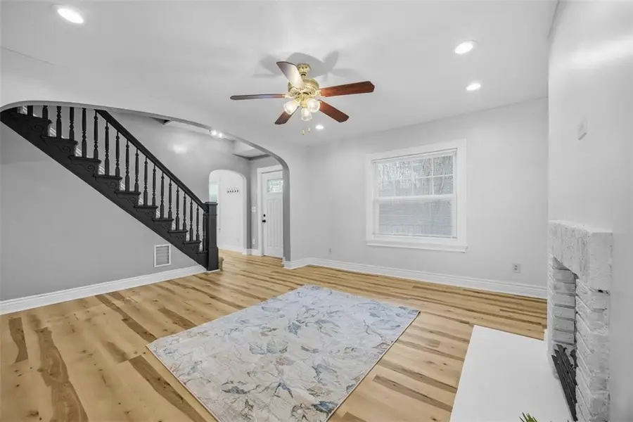 300 Western Ave, Oakdale, PA 15071 - Image #3