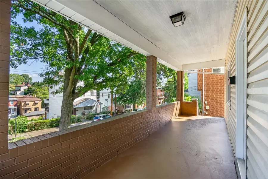 658 Montclair St, Pittsburgh, PA 15217 - Image #3