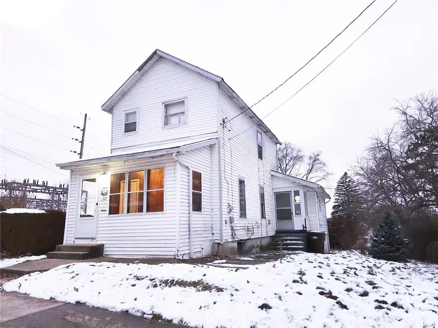 504 Beechwood Ave, Farrell, PA 16121 - Image #2