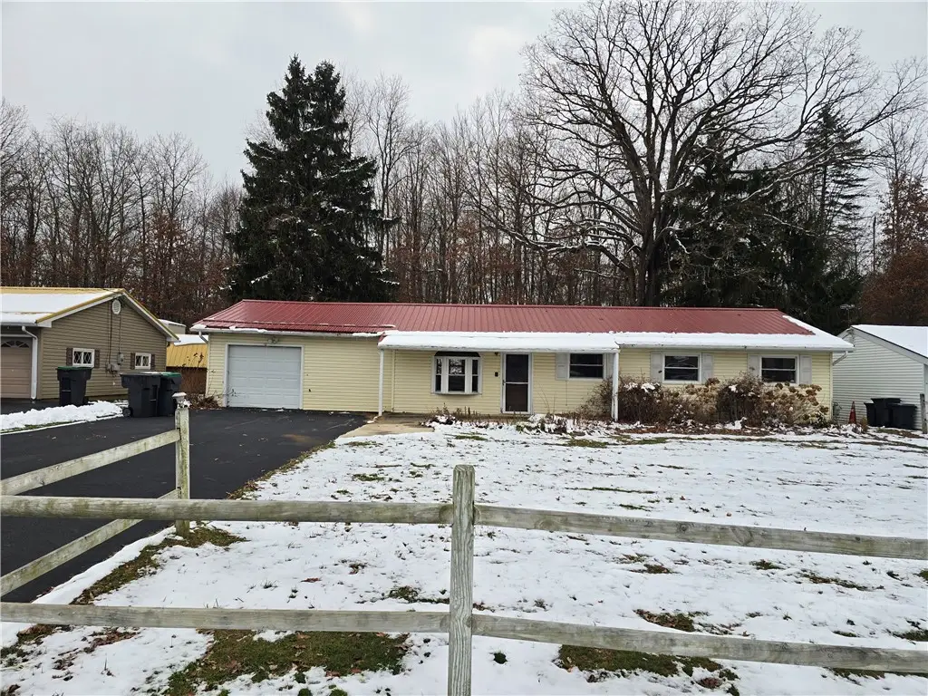 244 Sherwood Dr, Cranberry Township, PA 16066 - Image #1