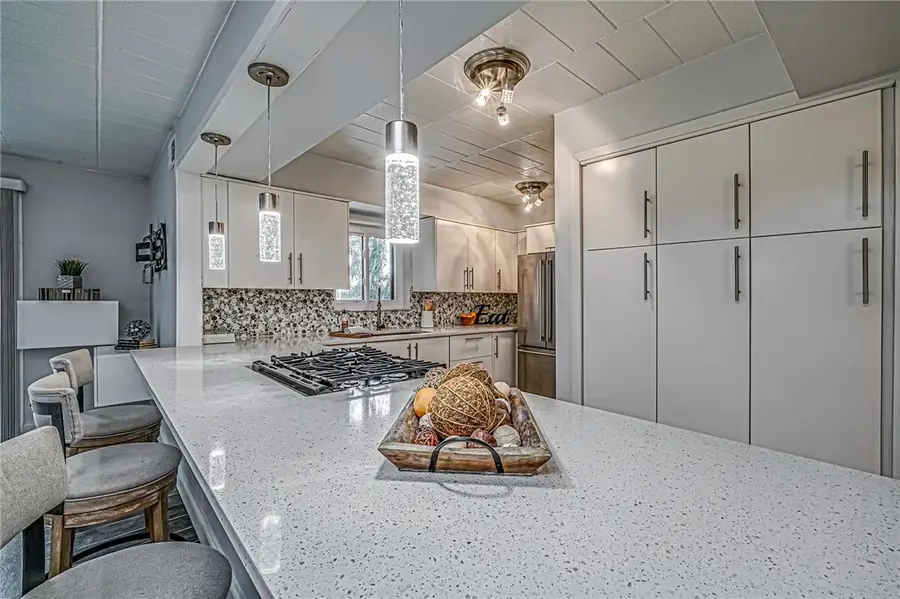 124 Forest Green Drive, Moon Township, PA 15108 - Image #2