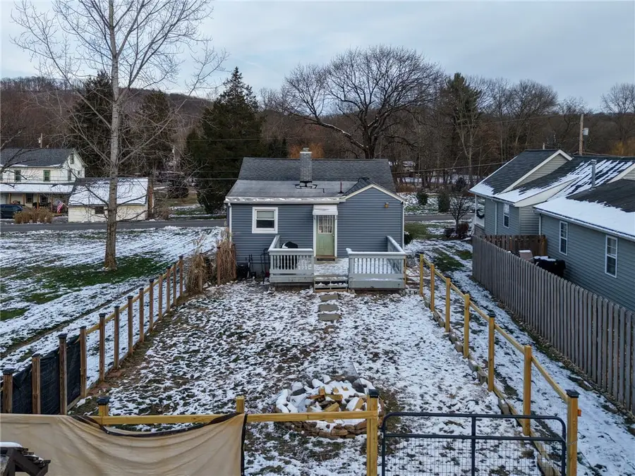 394 Country Club Dr, North Sewickley, PA 16117 - Image #2