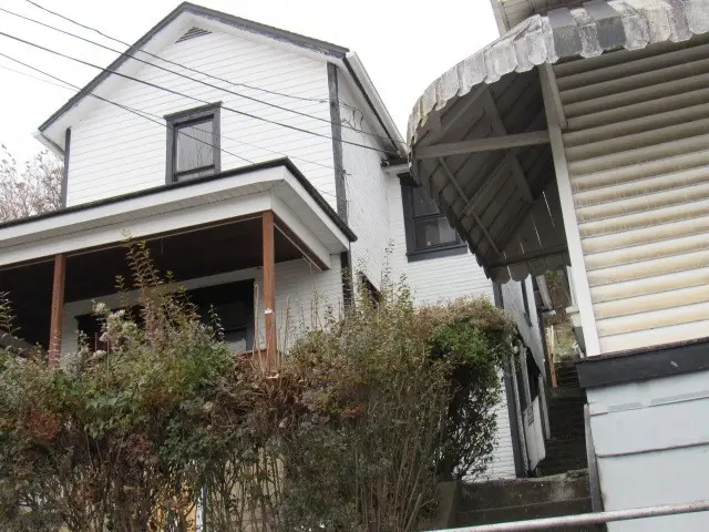 811 Prospect Avenue, Charleroi, PA 15022 - Image #2