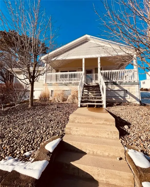 211 Fairmont St, McDonald, PA 15057 - Image #2