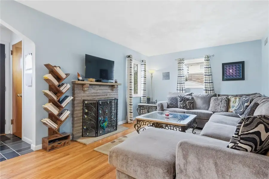 4779 King Road, Hampton, PA 15101 - Image #2