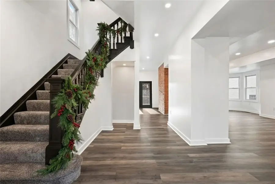 221 Bonvue St, Pittsburgh, PA 15214 - Image #3