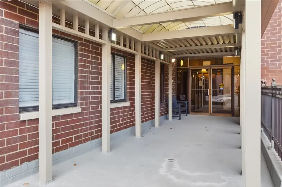 5600 Munhall Road #501, Squirrel Hill, PA 15217 - Image #2