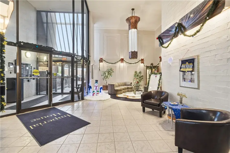 5600 Munhall Road #501, Squirrel Hill, PA 15217 - Image #3