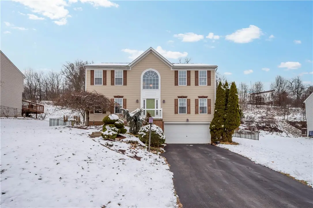 5122 Forest Ridge Drive, South Fayette, PA 15057 - Image #1