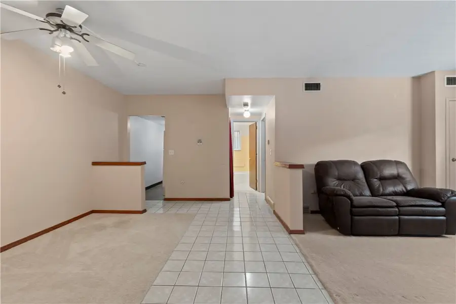 420 S Aiken Avenue #2, Shadyside, PA 15232 - Image #2