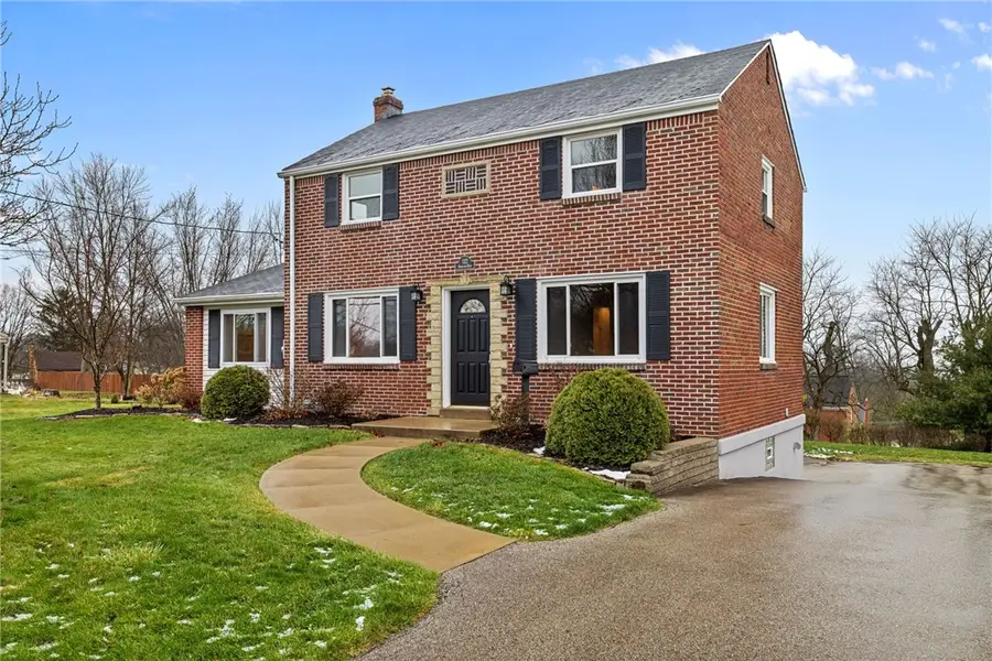 122 Highland Rd, Bethel Park, PA 15102 - Image #2