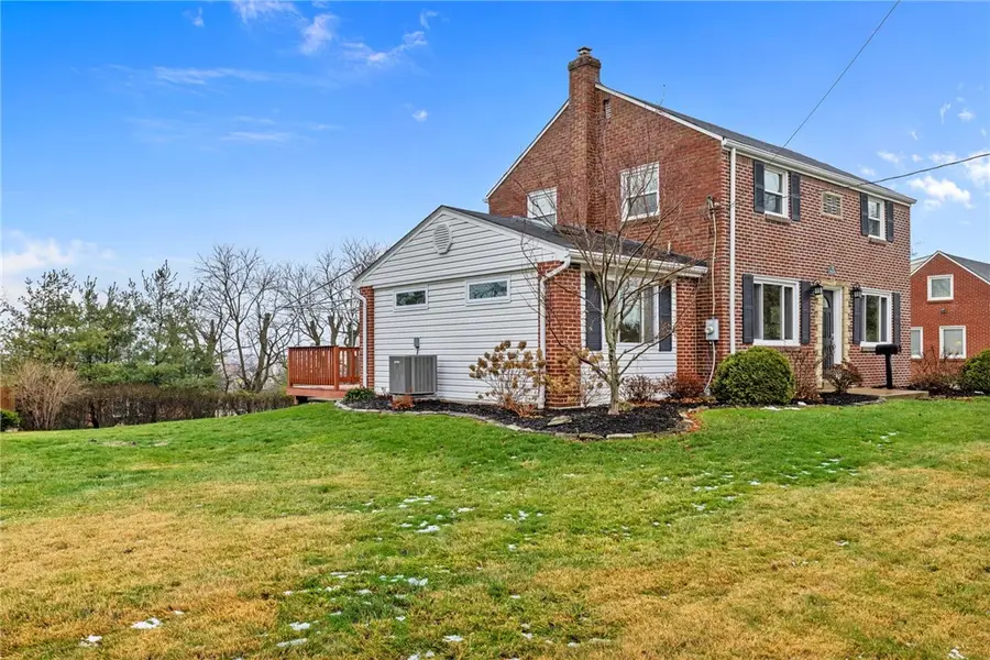 122 Highland Rd, Bethel Park, PA 15102 - Image #3