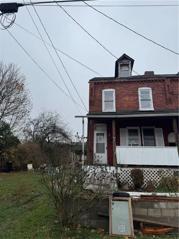 1727 2nd St, South Connellsville, PA 15425