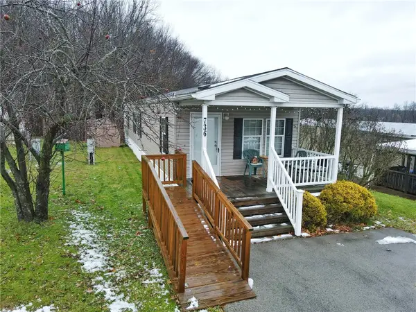 736 Slate Ave, Cranberry Twp, PA 16066