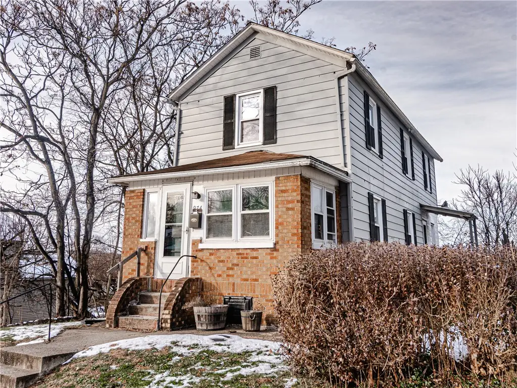 974 Coleman Ave, Sharpsville, PA 16150 - Image #1