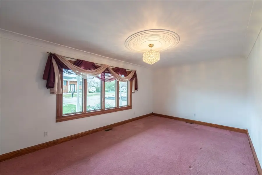 108 Mount Pleasant Blvd, Irwin, PA 15642 - Image #3