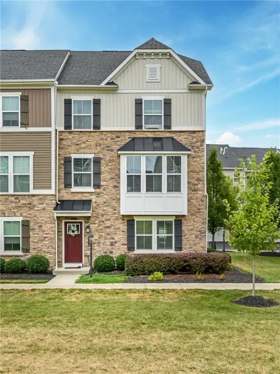 733 Truth Lane, Cranberry Twp, PA 16066