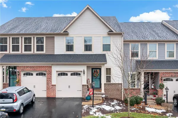 170 Arbor Trail Dr, Robinson Twp, PA 15136