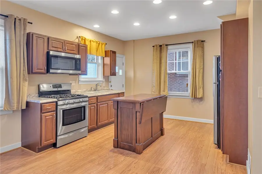 1921 Noblestown, Pittsburgh, PA 15205 - Image #3