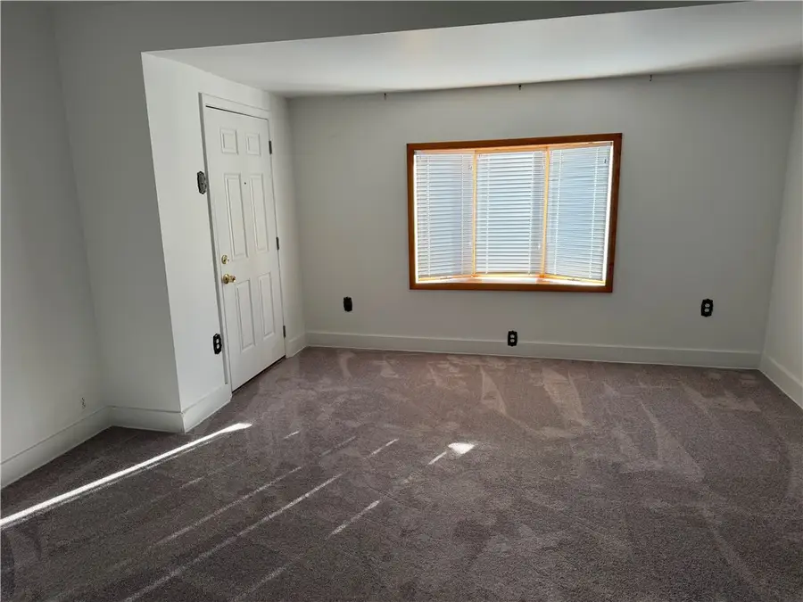 1169 Leaside Dr, Pittsburgh, PA 15207 - Image #3