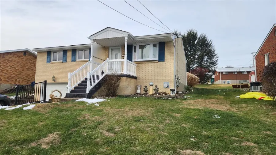 262 Vista Drive, Oklahoma, PA 15613 - Image #2