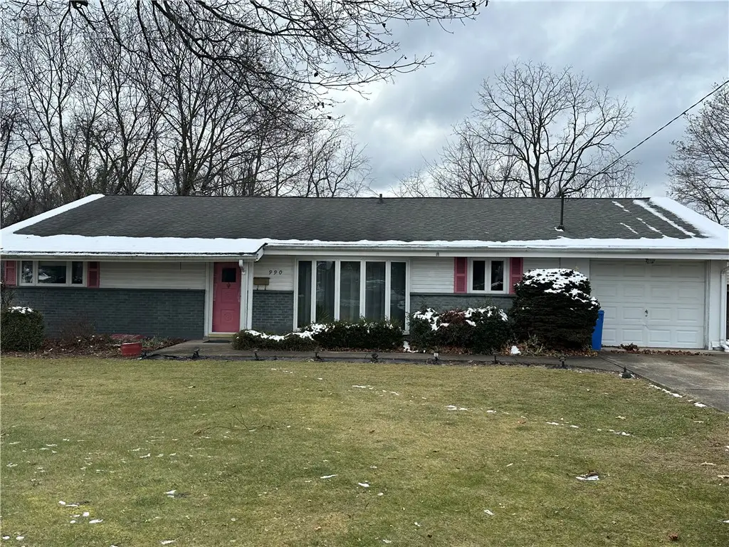 990 Quaker Drive, North Huntingdon, PA 15642 - Image #1