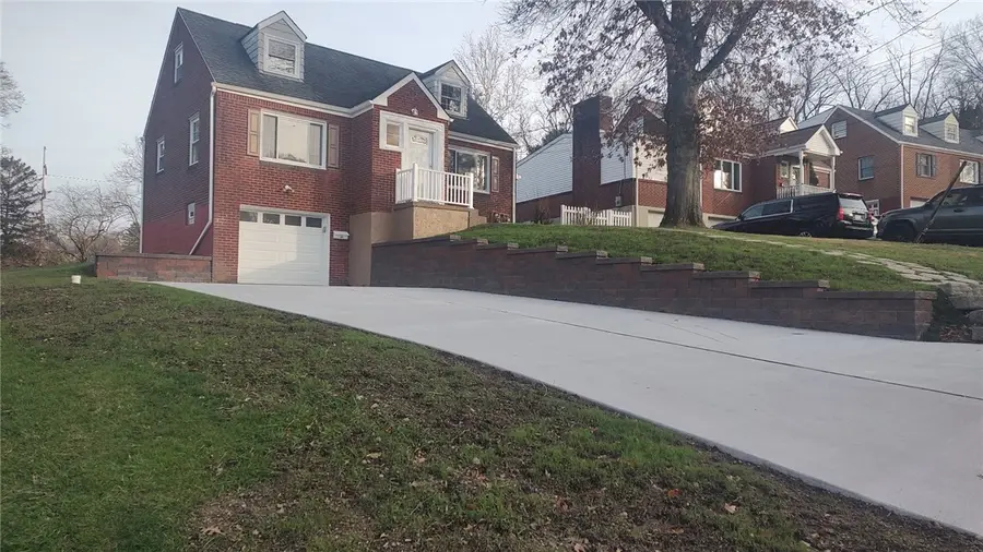 217 Oaklyn Rd, Bethel Park, PA 15102 - Image #2