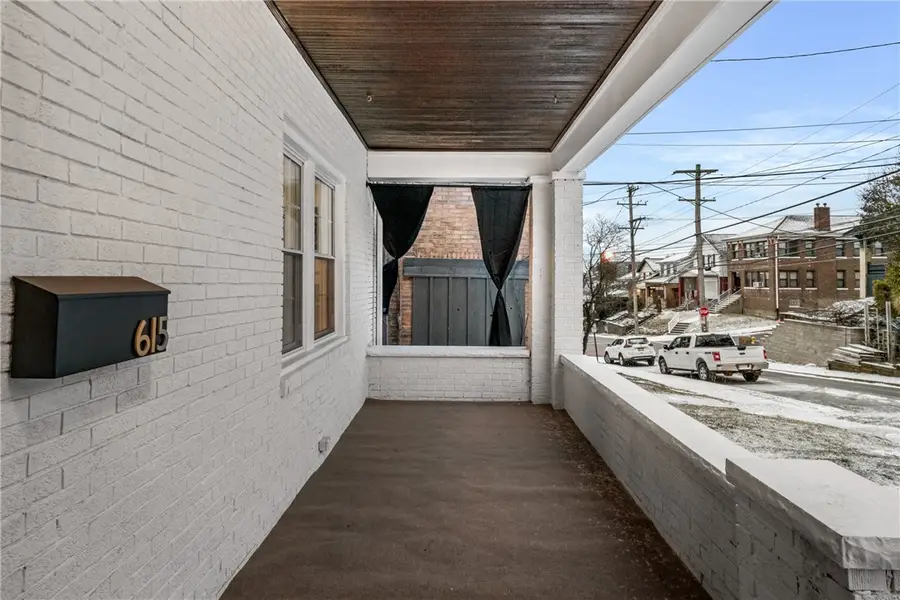 615 Woodbourne Ave, Brookline, PA 15226 - Image #2