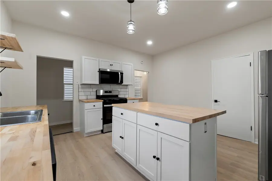 2616 Milburn St, McKeesport, PA 15132 - Image #2